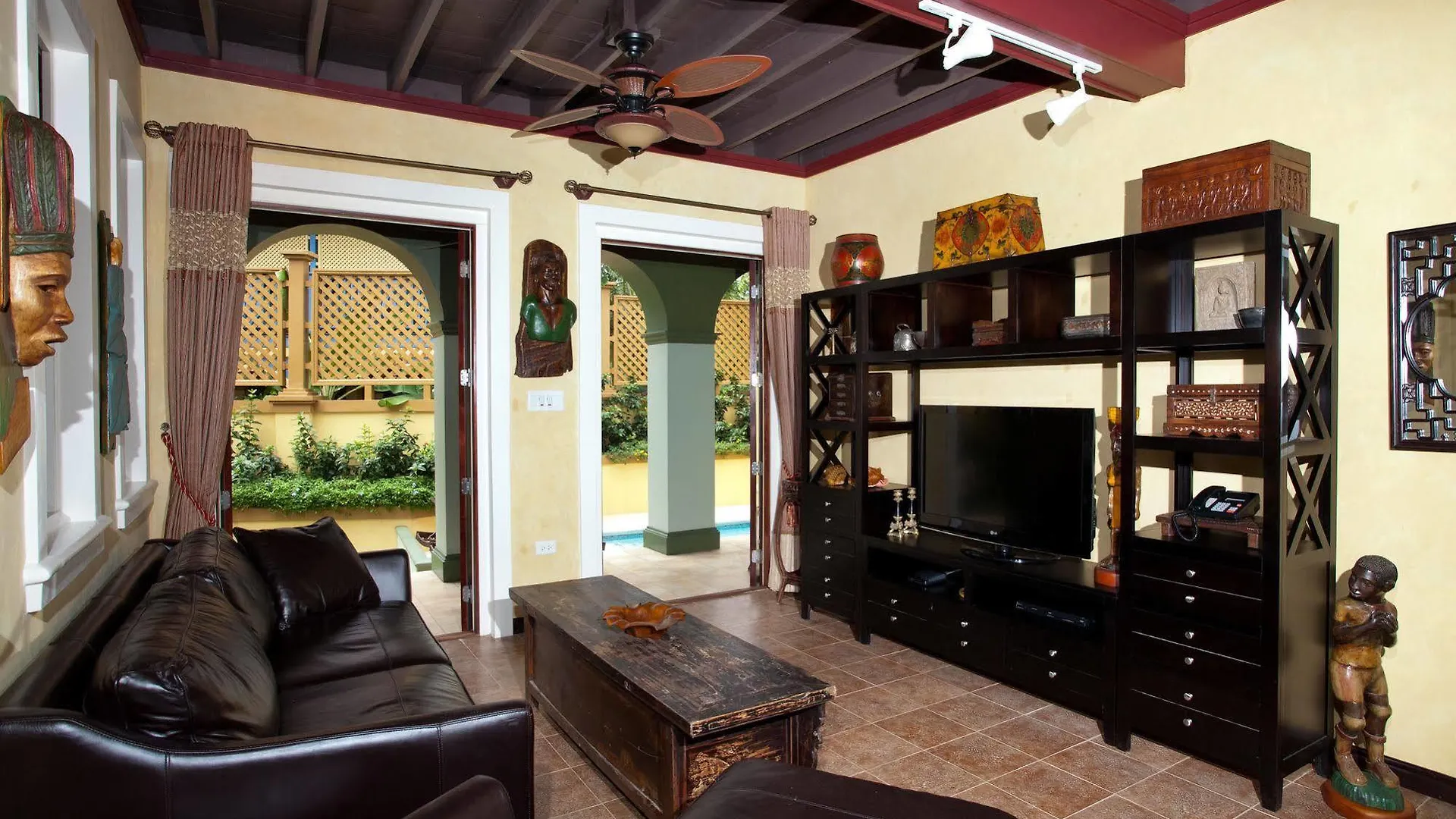 Hermosa Cove Villa Resort & Suites Ocho Rios