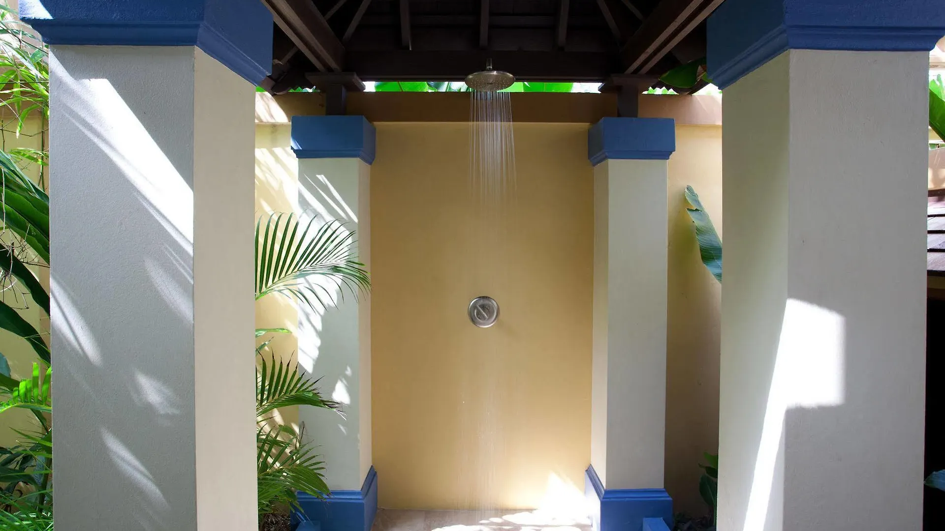 Hermosa Cove Villa Resort & Suites Ocho Rios 5*,