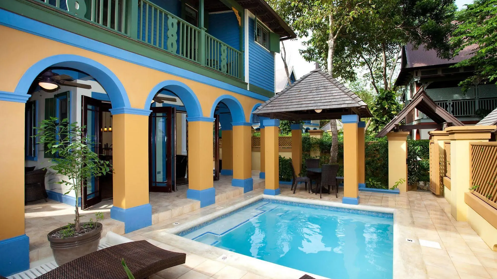 Hermosa Cove Villa Resort & Suites Ocho Rios