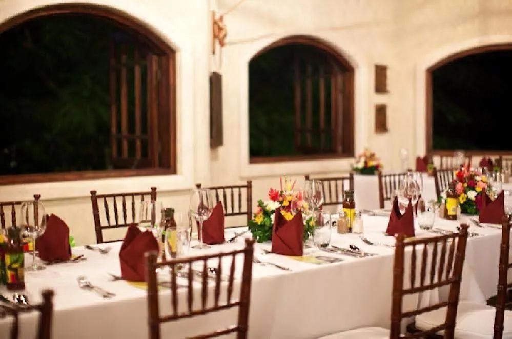 Hermosa Cove Villa Resort & Suites Ocho Rios