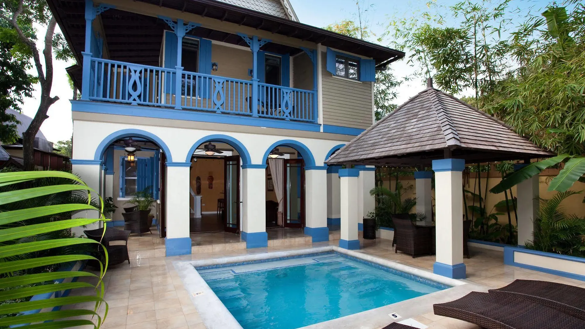 Hermosa Cove Villa Resort & Suites Ocho Rios 5*,